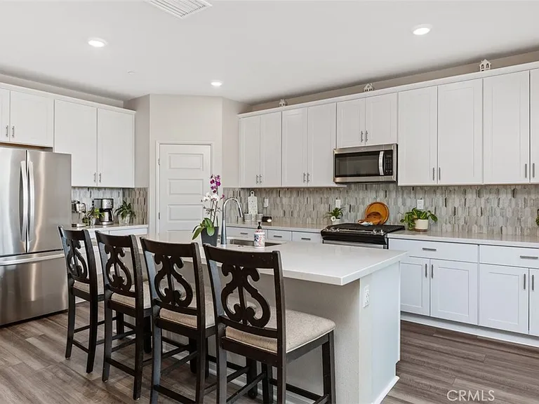 28427 Farm Creek Way — Photo 16