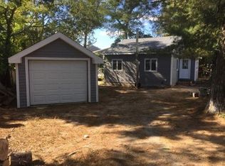 12 Butler St, Buzzards Bay, MA 02532
