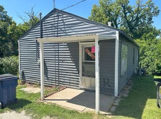 8250 Ottawa St, De Soto, KS 66018