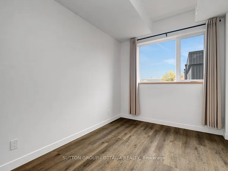 399 Winston Ave #401 — Photo 28