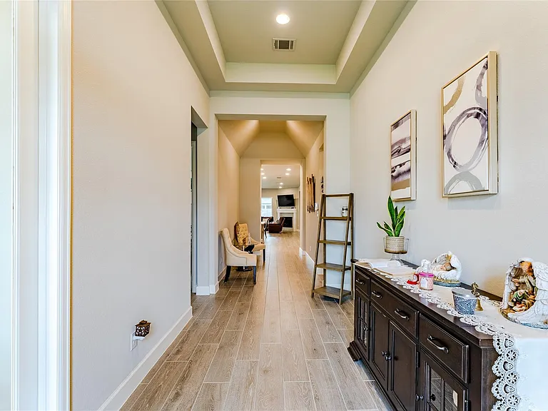 20430 Avelignese Way — Photo 4
