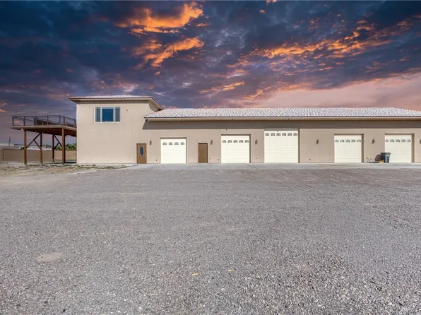 1822 E Hammer Ln, Fort Mohave, AZ 86426