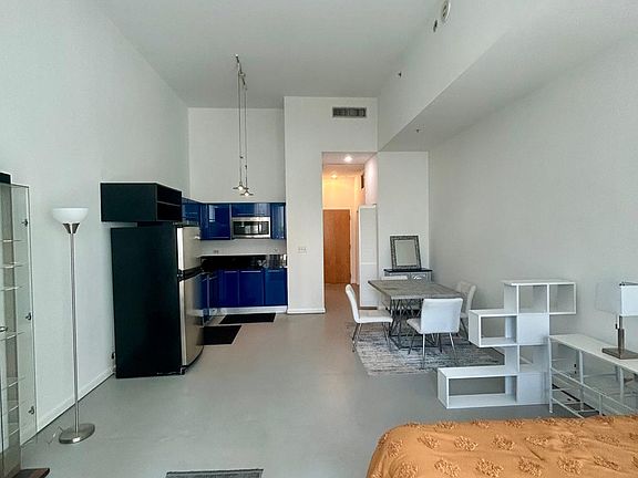 4th image of 244 Biscayne Blvd APT 346