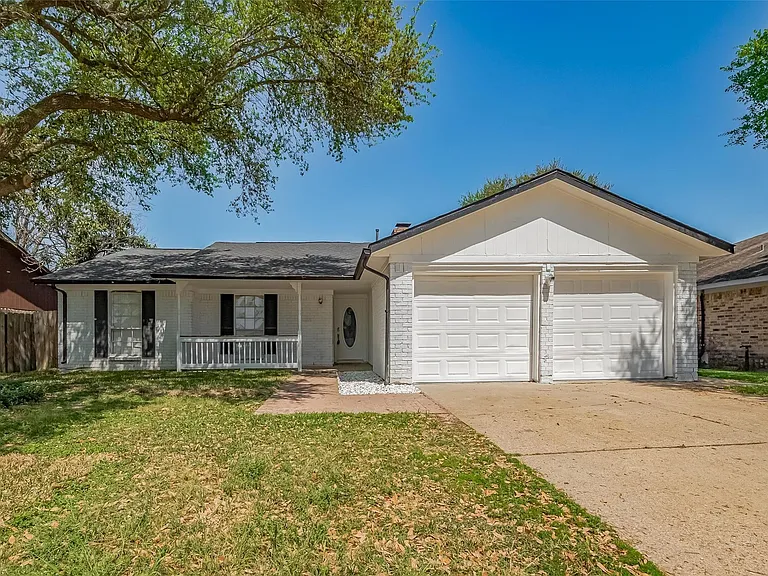6219 Canada Dr — Photo 1