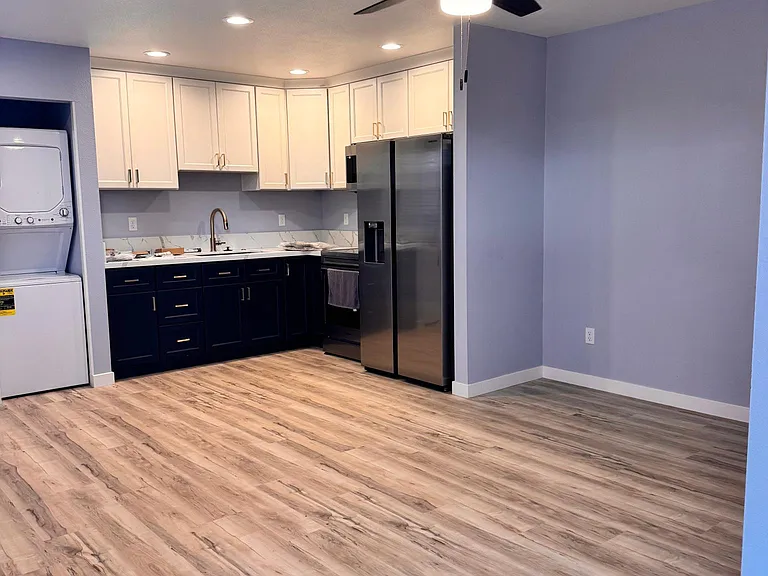 852 Cardona Pl — Photo 6