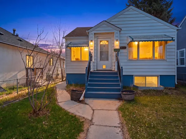11617 89th St NW, Edmonton, AB T5B 3V3