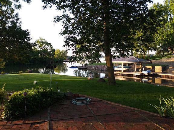 Looking out the to the lake.