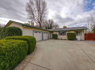 6966 River Dr, Redding, CA 96001