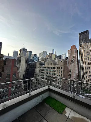 Rented by Olympia House Delaware LP | media 28