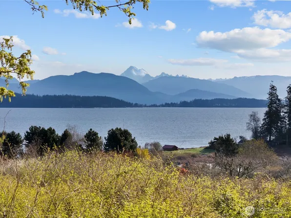 5998 Dunthorne Road, Anacortes, WA 98221