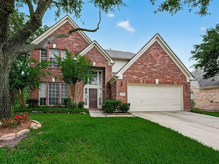 11218 Timbertree Ln — Photo 3
