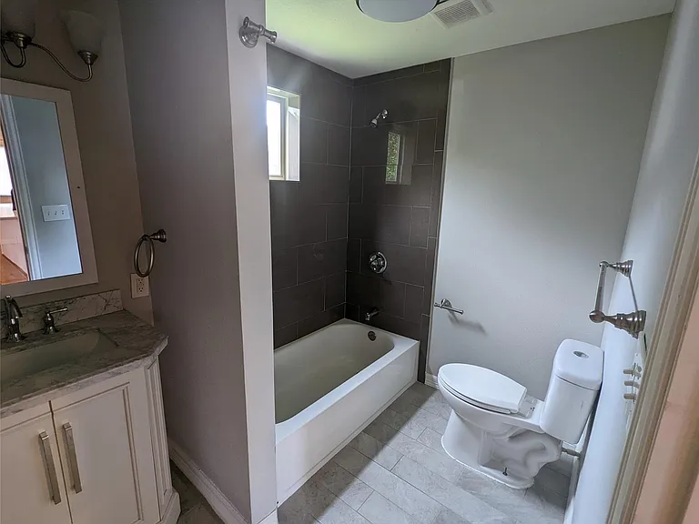7521 Laredo St — Photo 15