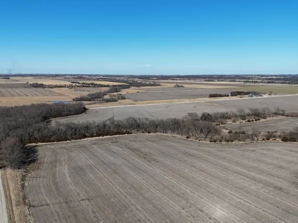 10 Rd & Trefoil, Le Roy, KS 66857