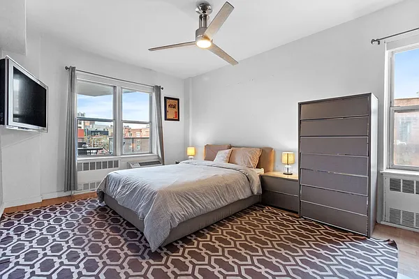 Sold by Compass | media 6