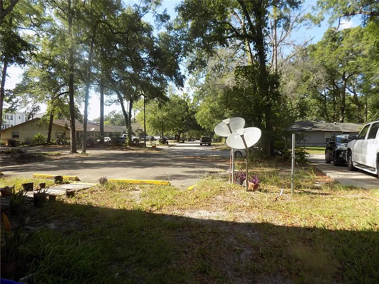 1110 SW 62nd Ter #B-C-A — Photo 8