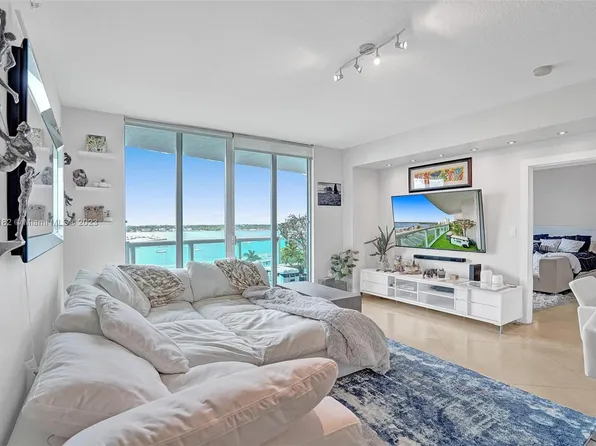 7900 Harbor Island Dr APT 820, North Bay Village, FL 33141