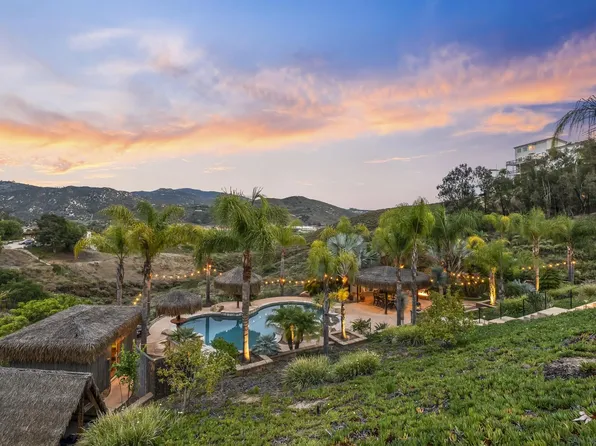 1101 Sierra Linda Dr, Escondido, CA 92025