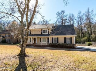 639 Rosa Taylor Dr, Macon, GA 31204