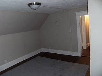 5th image of 138 N Williams St