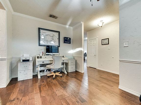 5th image of 1107 Boyd Dr