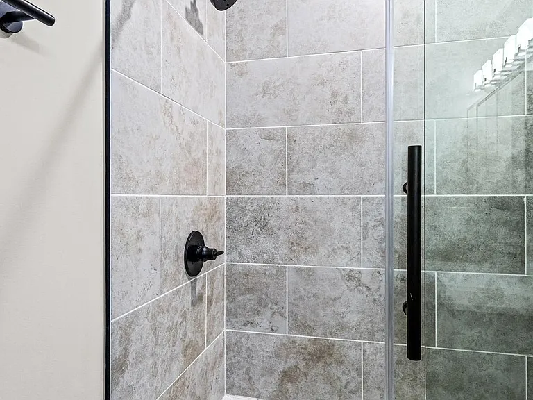 2409 N Hancock St #6 — Photo 24