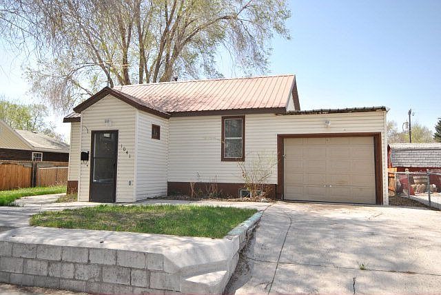 1st image of 1041 Bear Ave