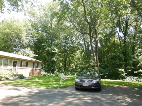 103 Lori Ln, Hatboro, PA 19040