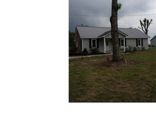 337 Surry Gadsberry Rd, Pilot Mountain, NC 27041