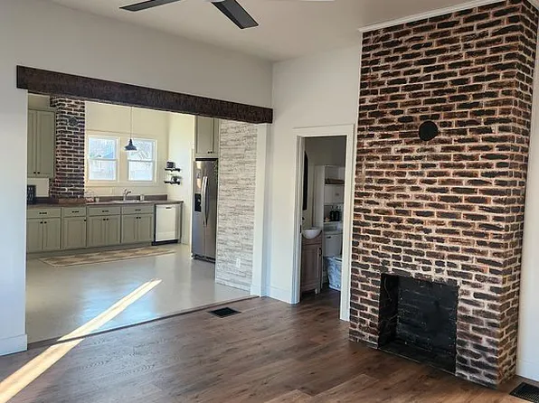 1109 Washington Ave, Washington, IN 47501