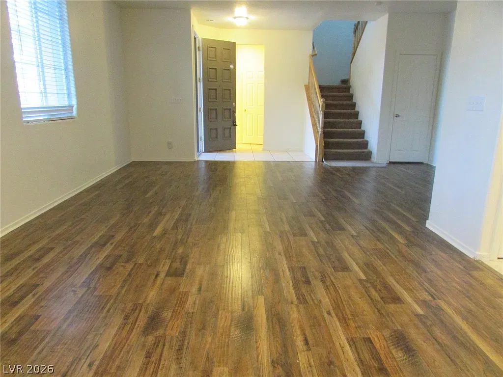 4 bed, 2.5 bath, 1739 sqft, $1,690 — Photo 4