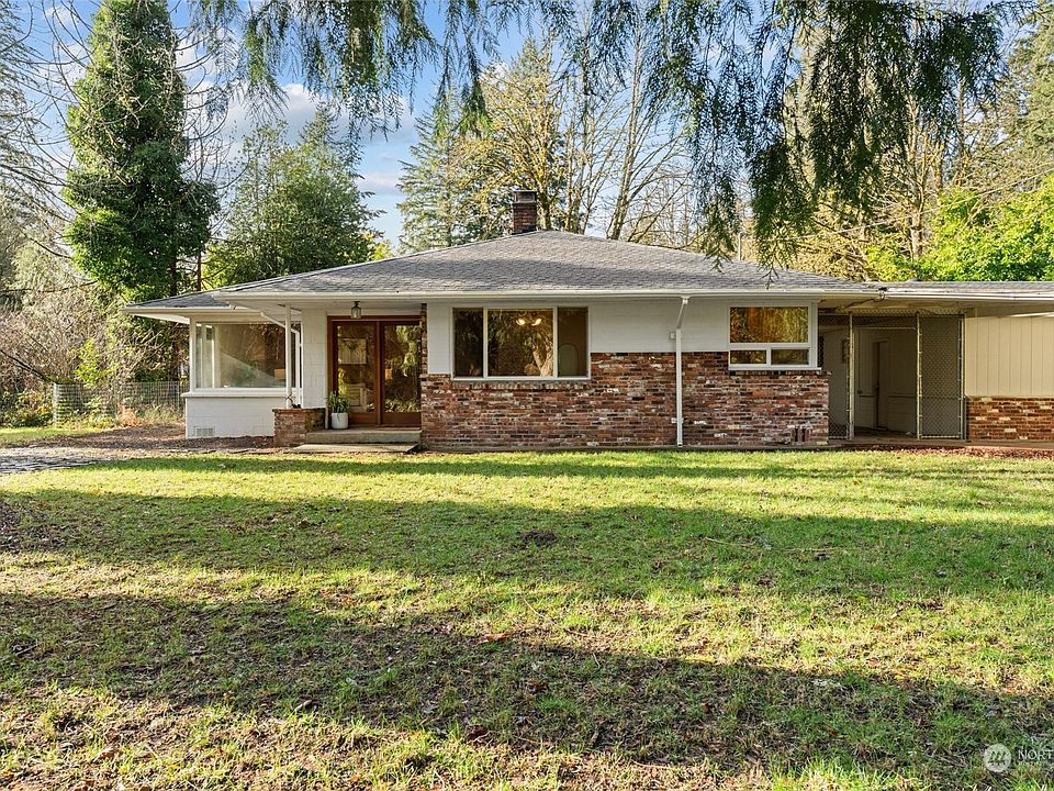 1st image of 2922 Northlake Way NW