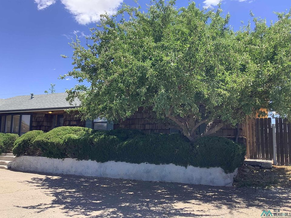 1st image of 1609 Helena Dr
