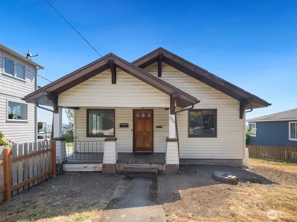 3410 37th Avenue SW, Seattle, WA 98126