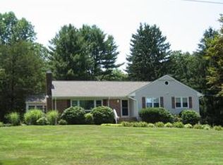 47 Old Stonehouse Dr, Bedminster, NJ 07921