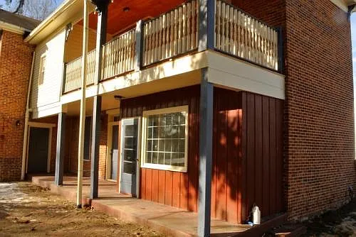 101 S Walnut St — Photo 17