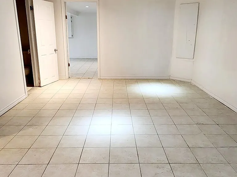 27 Main St #LOWER FLOOR — Photo 5