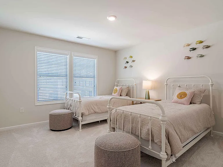 Summerwell Cedarcrest — Photo 81
