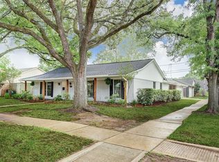 5439 Jackwood St, Houston, TX 77096