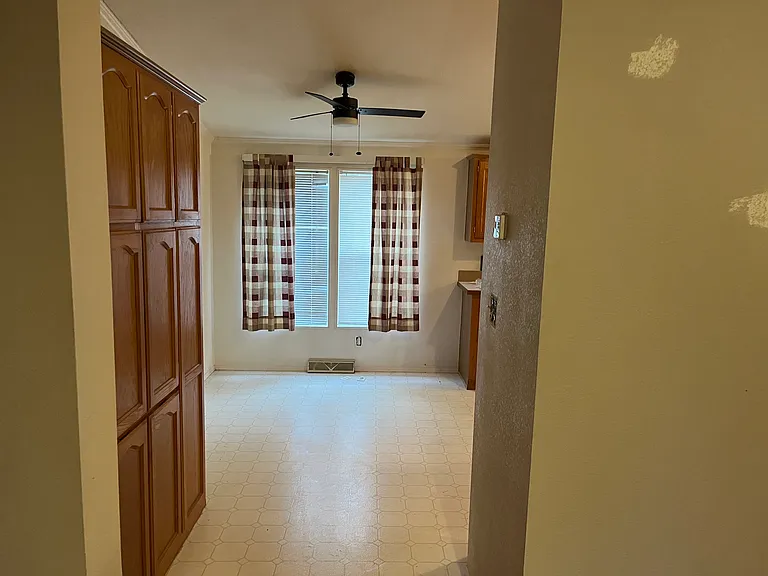 3951 S Mentor Ave #61 — Photo 11
