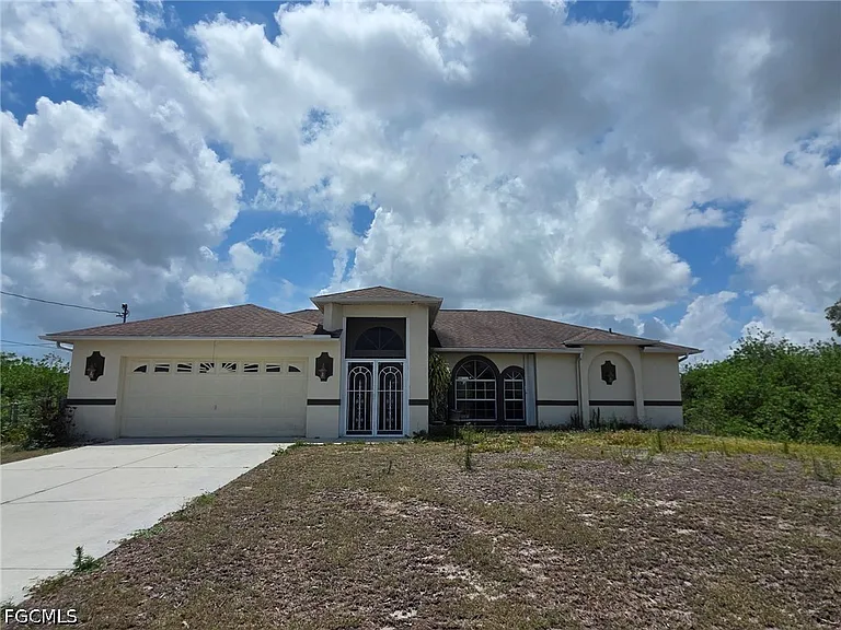 820 Rue Labeau Cir — Photo 1