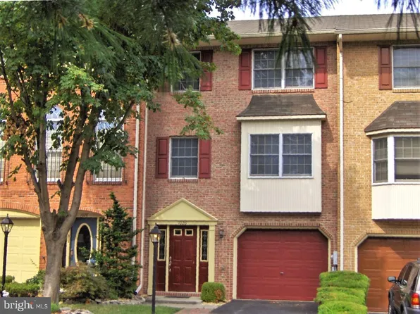 1026 Lindsay Ln, Hagerstown, MD 21742