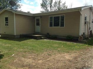 6122 Shawnee Rd, Sanborn, NY 14132