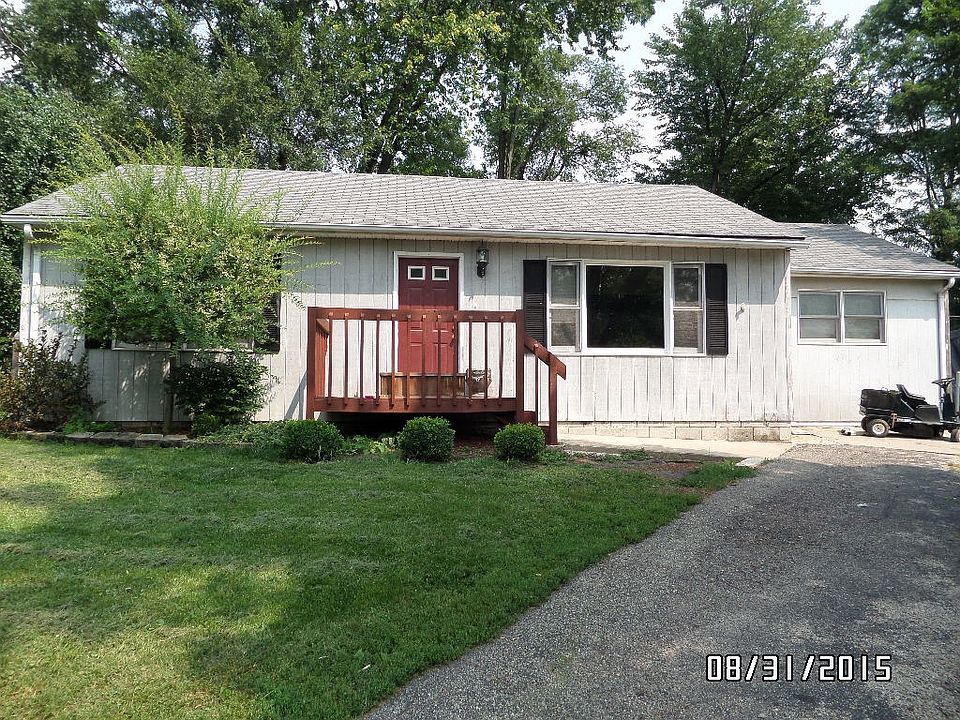 1st image of 1N583 Newton Ave