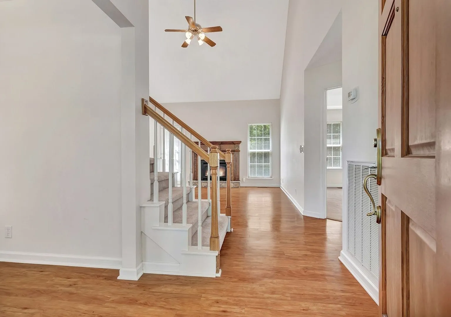 New Price And $500 Off Second Full Month's Rent With A Signed Lease Beginning In August! — Photo 4