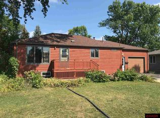 208 Pearl St W, Amboy, MN 56010