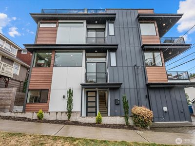 3111 Queen Anne Avenue N, Seattle, WA, 98119