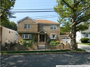 50 Champlain Ave, Staten Island, NY 10306