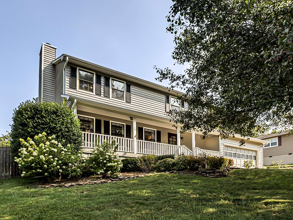 1st image of 1704 El Prado Dr
