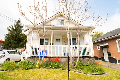 203 Niagara St Photo 1