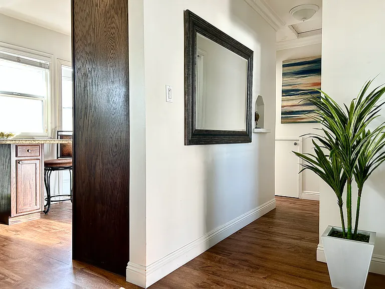 918 Chalcedony St #918 — Photo 8